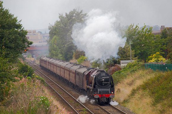 VI03 04DC_Canon6D_EF70-300L@300mm