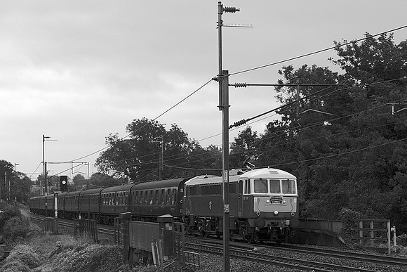 SH10 51DM_Canon6D_EF85