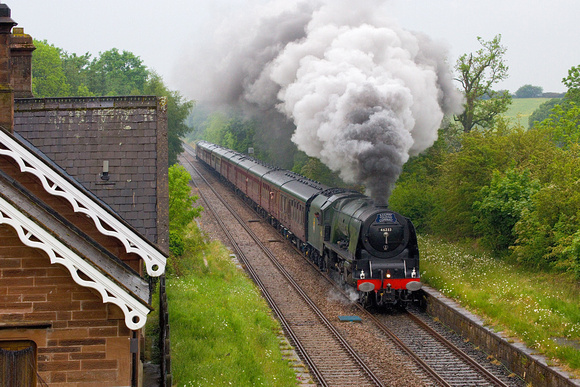 QE27 06DC_6D_EF70-300L