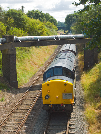 UH22 06DC_500CM_P21_Planar80