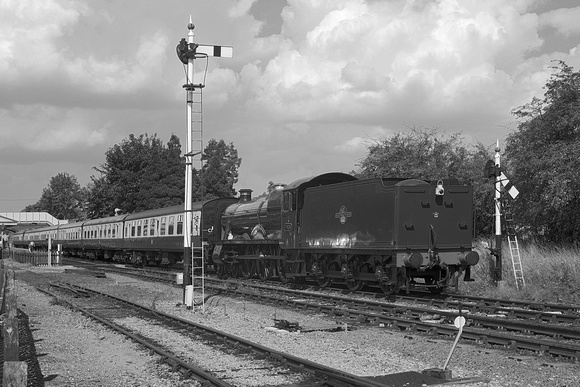 VH27 53DM_NikonDf_AF-Nikkor50D