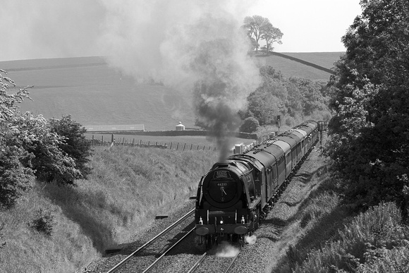 QE27 51DM_6D_EF70-300L