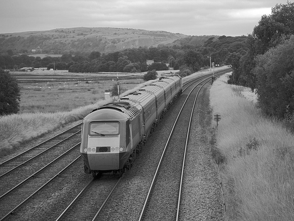 UG24 55DM_NikonDf_AF-SNikkor28-300G@105mm