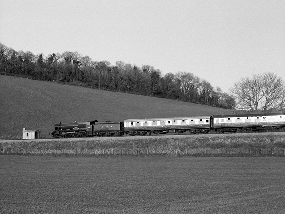 NC30 55M_Pentax67_HP5+_Takumar105