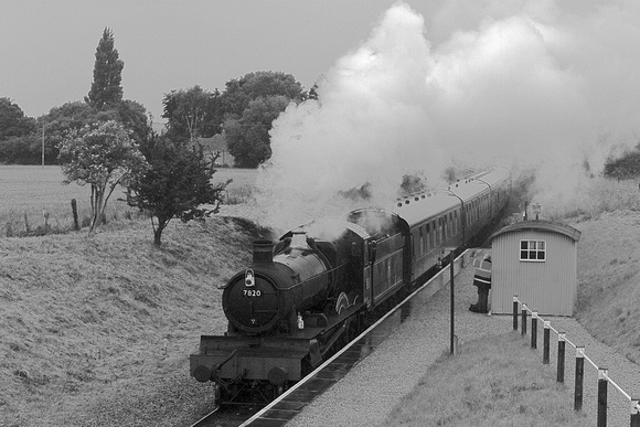 VF18 52DM_Canon6D_EF85